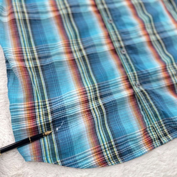 PrAna Short Sleeve Shirt Men's XL‎ Blue Red Plaid Button Up Pockets - Picture 10 of 11